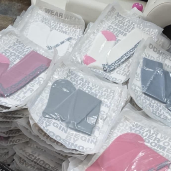 COMME DES GARCONS HOMME PLUS Logo Socks In Heather Pink Sz L - Picture 4 of 4